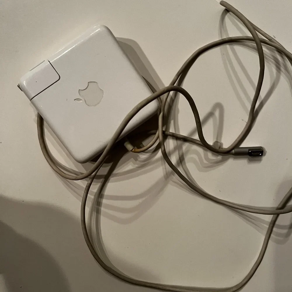 Apple MagSafe 1 Laptop Charger Previously Owned